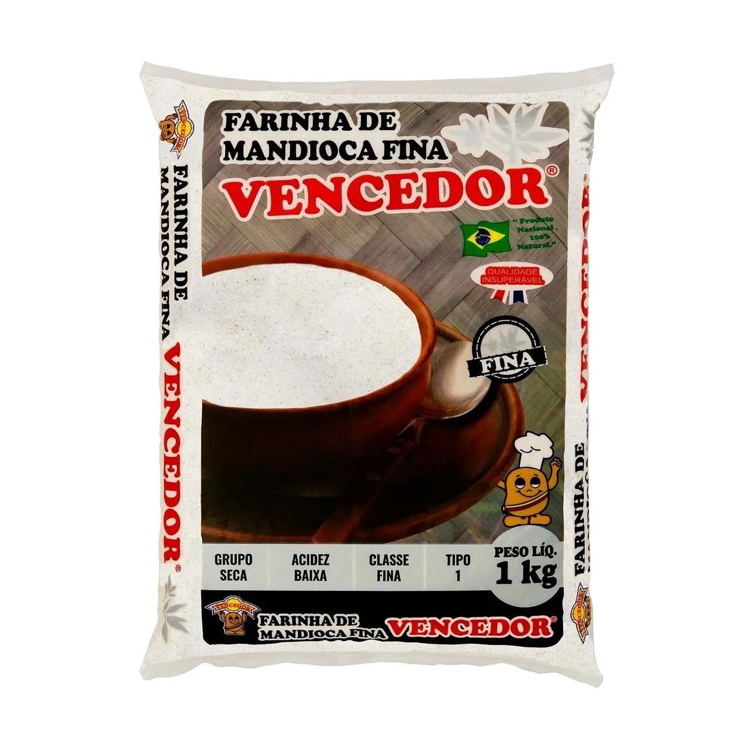 Farinha De Mandioca Branca Fina Vencedor 1kg sobre fundo branco