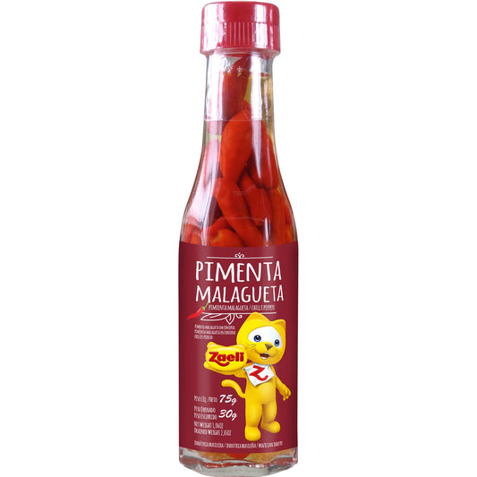 Pimenta Malagueta Conserva Zaeli Drenado 75g sobre fundo branco
